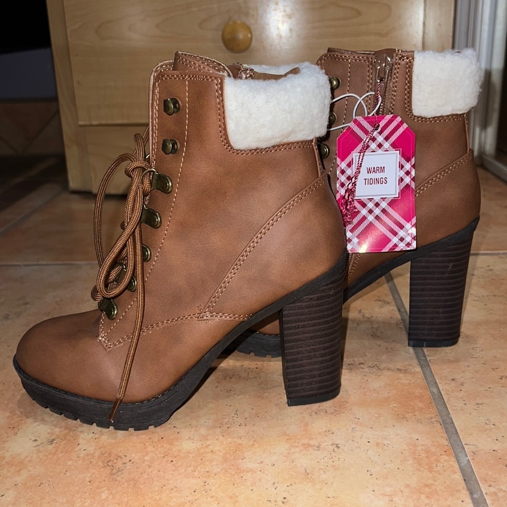 Andiamo Heal Boots